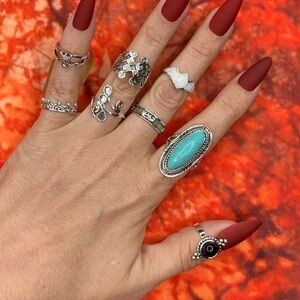 3/$10 NEW Boho Style Rings & MIDI Rings Design Mix / silver tone Bundle NWOT